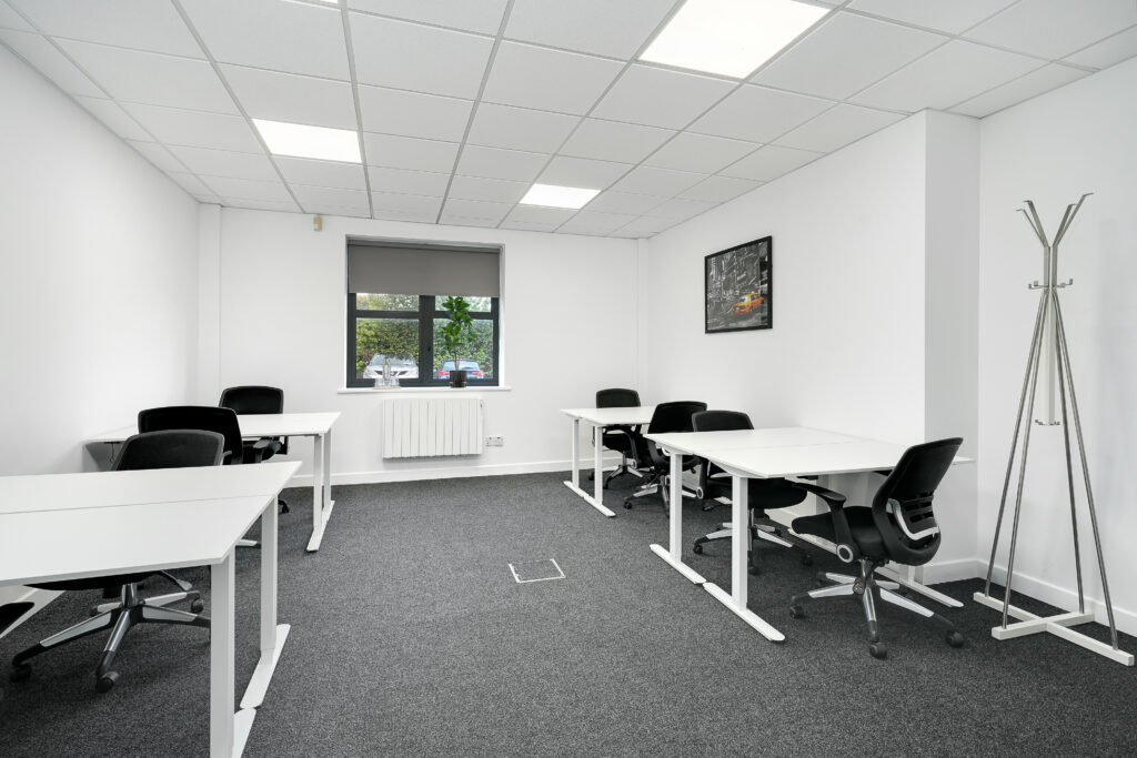 6 Fern Road, Sandyford D18 FP98, 400 sq ft, 10 desks photo 2