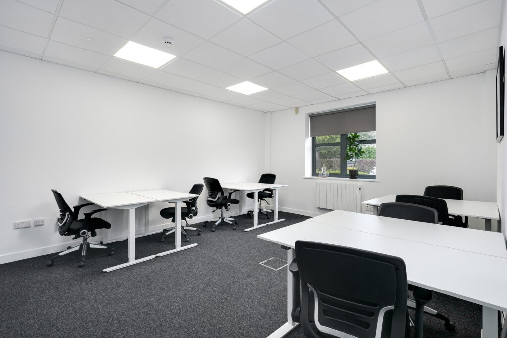 6 Fern Road, Sandyford D18 FP98, 400 sq ft, 10 desks photo 3