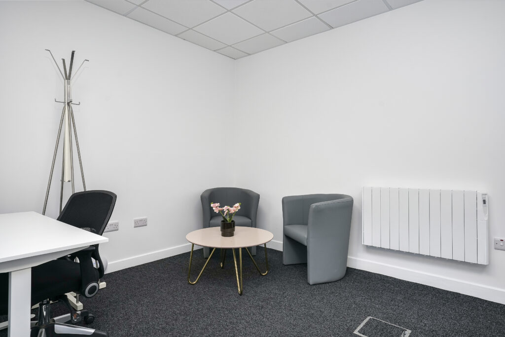 6 Fern Road, Sandyford D18 FP98, 400 sq ft, 10 desks photo 5