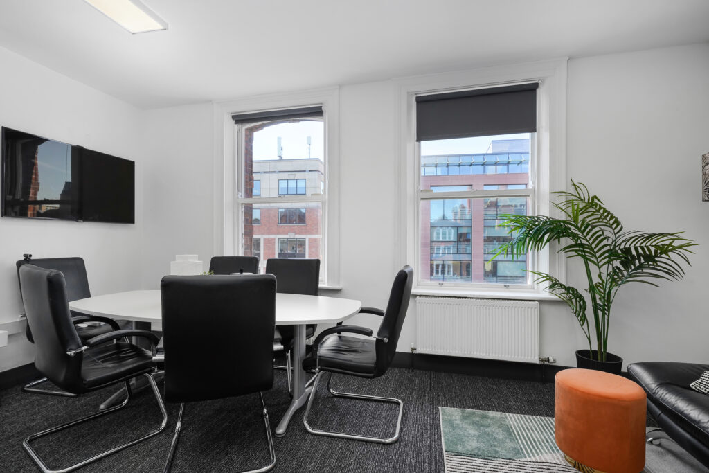 24A Baggot Street Upper, Dublin, D04 N528, 345 sq ft, 6 desks photo 3