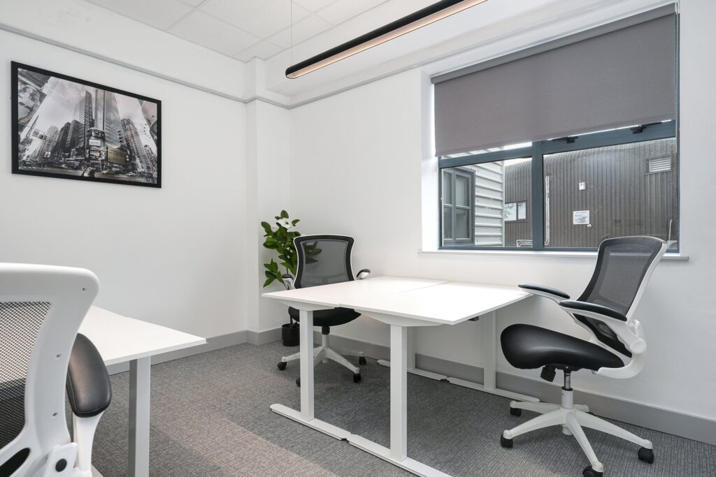 6 Fern Road, Sandyford D18 FP98, 105 sq ft, 2–3 desks photo 3
