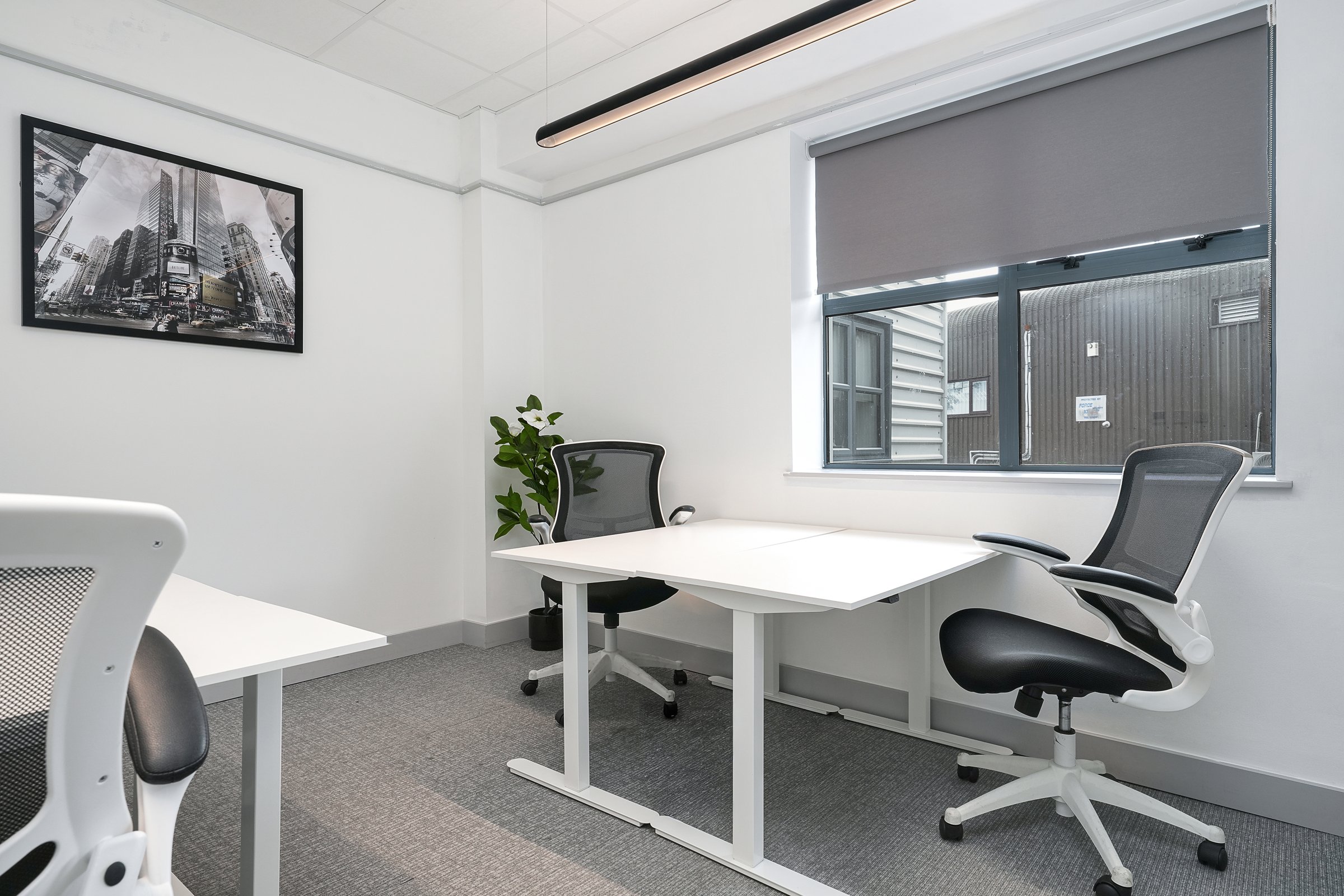 Fern Road serviced office photo 3